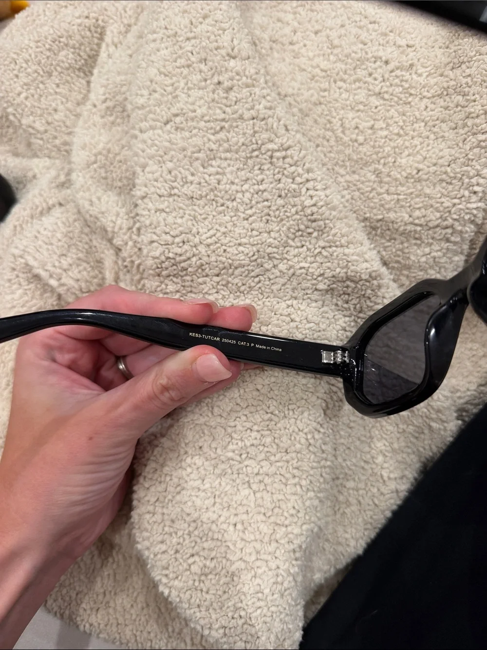 Meller Kessie All black sunglasses